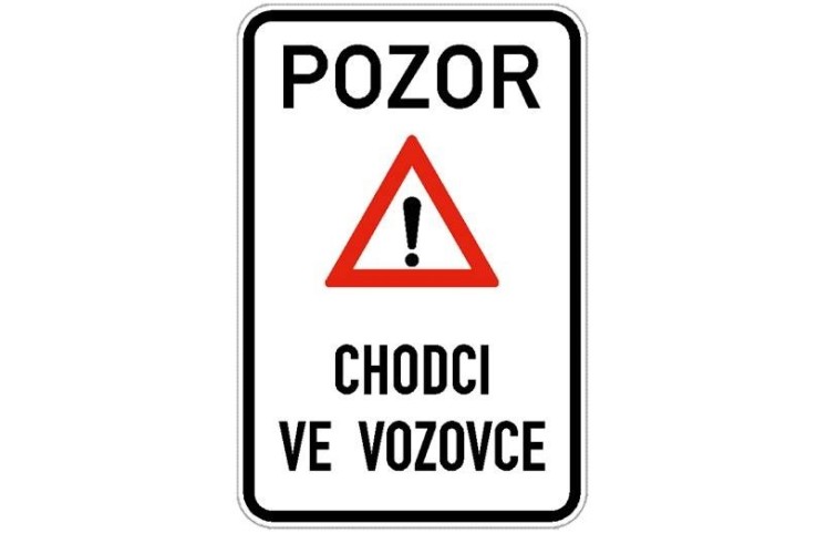 Dopravní značka IP22 - Chodci ve vozovce