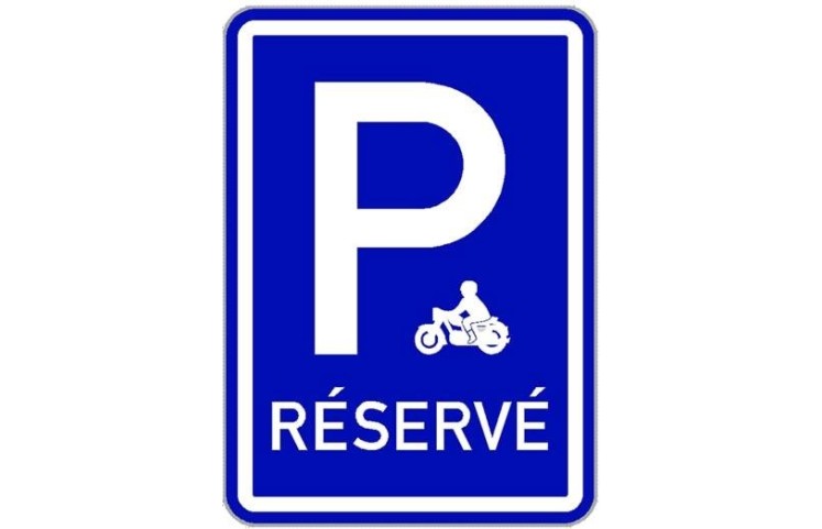 Dopravní značka - Vyhrazené parkoviště pro motocykly