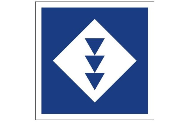 Plavební znak E5.15 - Místo vyhrazené pro stání všech plavidel