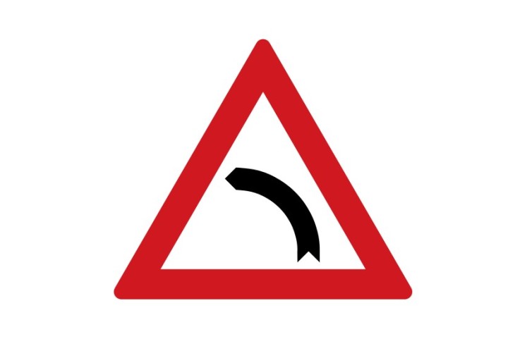 Dopravní značka A1b - Zatáčka vlevo Dopravní značka A1b - Zatáčka vlevo