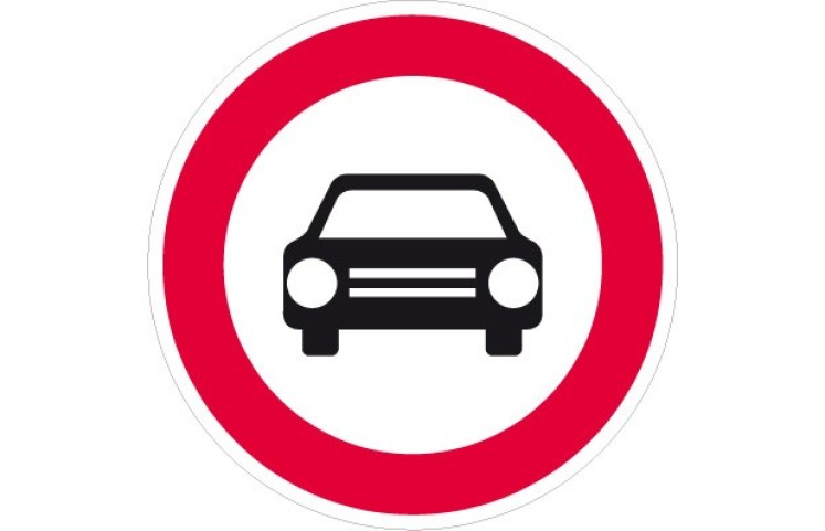Dopravní značka B3 - Zákaz vjezdu všech motorových vozidel s výjimkou motocyklů bez postranního vozíku Dopravní značka B3 - Zákaz vjezdu všech motorových vozidel s výjimkou motocyklů bez postranního vozíku