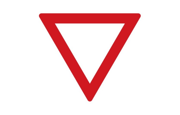 Dopravní značka P4 - Dej přednost v jízdě