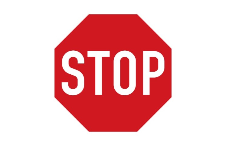 Dopravní značka P6 - Stůj, dej přednost v jízdě! (STOP)