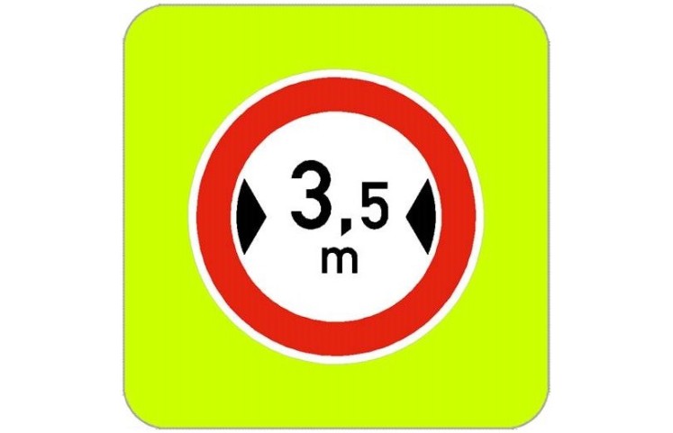 Dopravní značka B15 - Zákaz vjezdu vozidel, jejichž výška přesahuje vyznačenou mez, zvýrazněná Dopravní značka B15 - Zákaz vjezdu vozidel, jejichž výška přesahuje vyznačenou mez, zvýrazněná