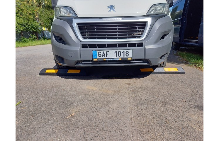 Parkovací doraz malý