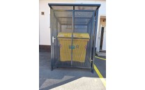 Přístřešek pro odpadkový kontejner - Uzamykatelný Přístřešek pro odpadkový kontejner - Uzamykatelný